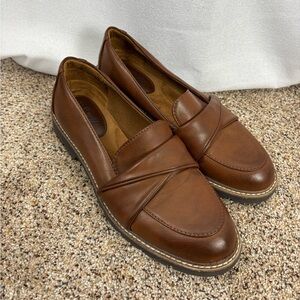 Eurosoft Sofft Womens Leia Loafer Brown Size 8M EUC